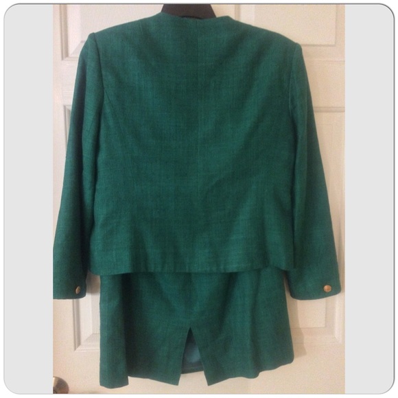 Vintage Green Suit with Blazer & Skirt - Picture 4 of 9